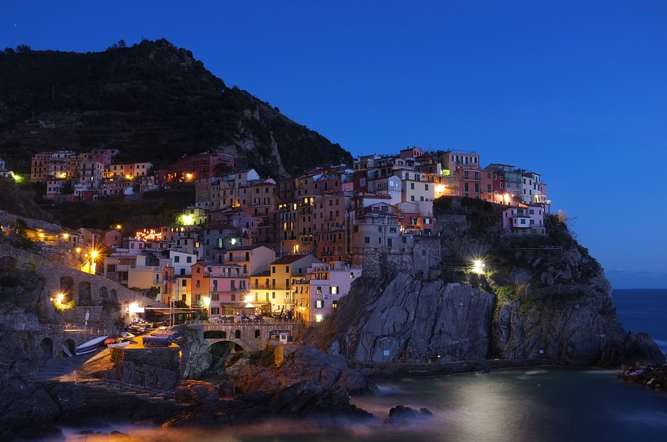 1577168776353664.jpg cinque-terre-828614_960_720.jpg